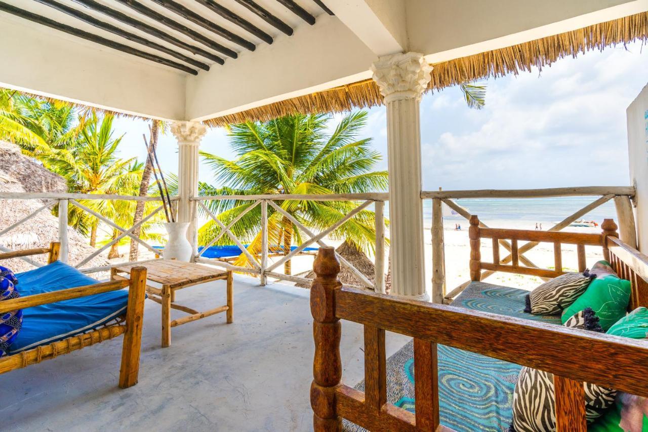 The African Paradise Beach Hotel Bwejuu Bagian luar foto