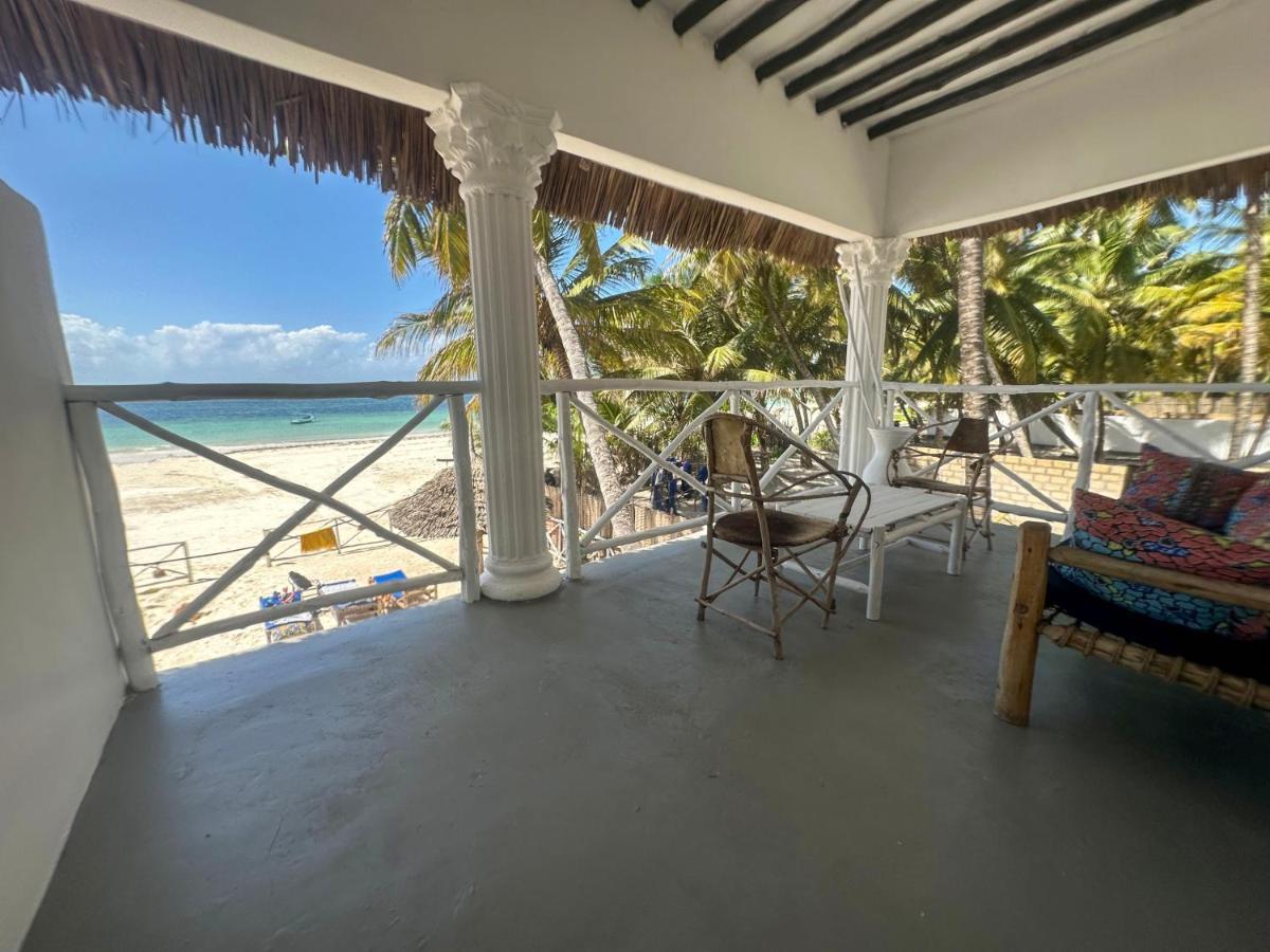 The African Paradise Beach Hotel Bwejuu Bagian luar foto