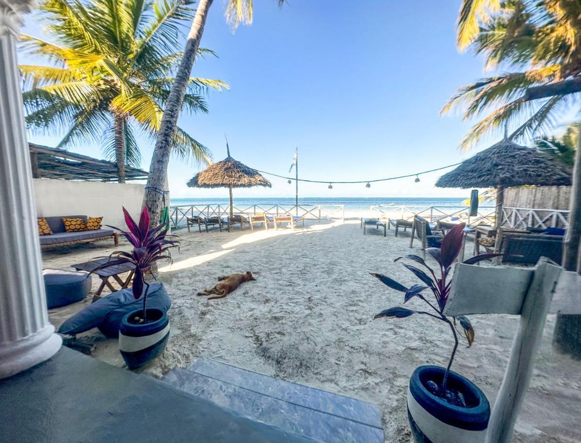 The African Paradise Beach Hotel Bwejuu Bagian luar foto