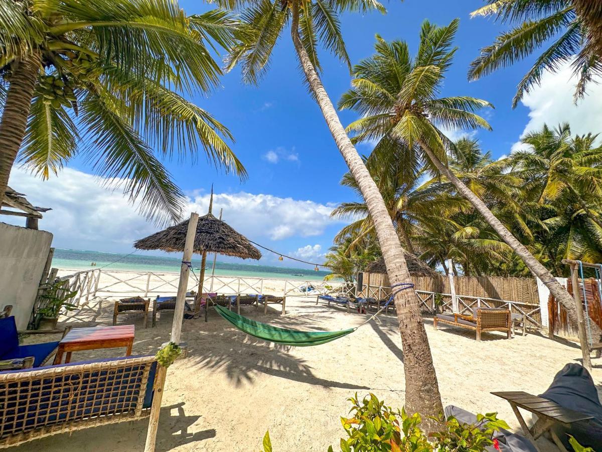 The African Paradise Beach Hotel Bwejuu Bagian luar foto