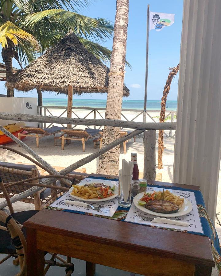 The African Paradise Beach Hotel Bwejuu Bagian luar foto