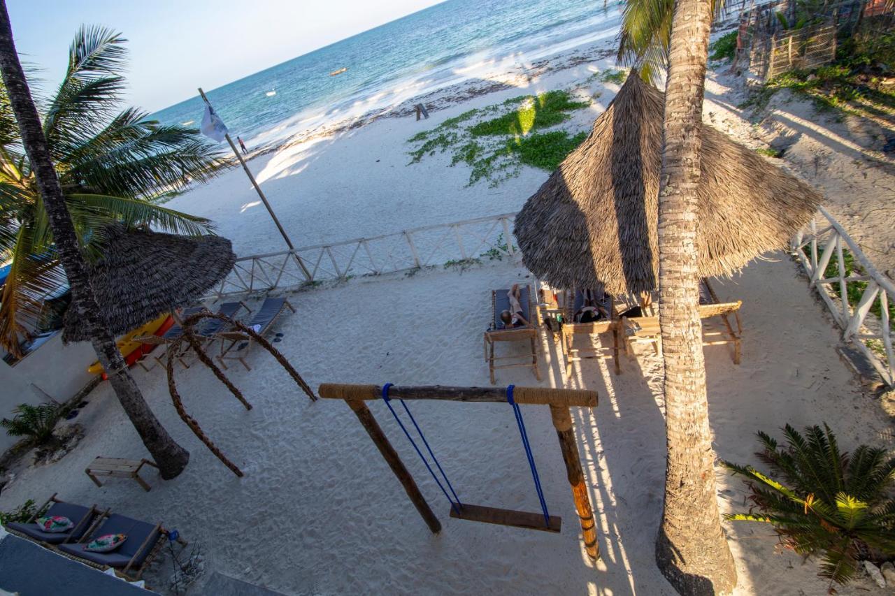 The African Paradise Beach Hotel Bwejuu Bagian luar foto